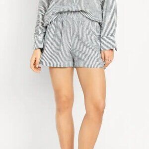 Blue Stripe High-Waisted Linen-Blend Shorts // Medium